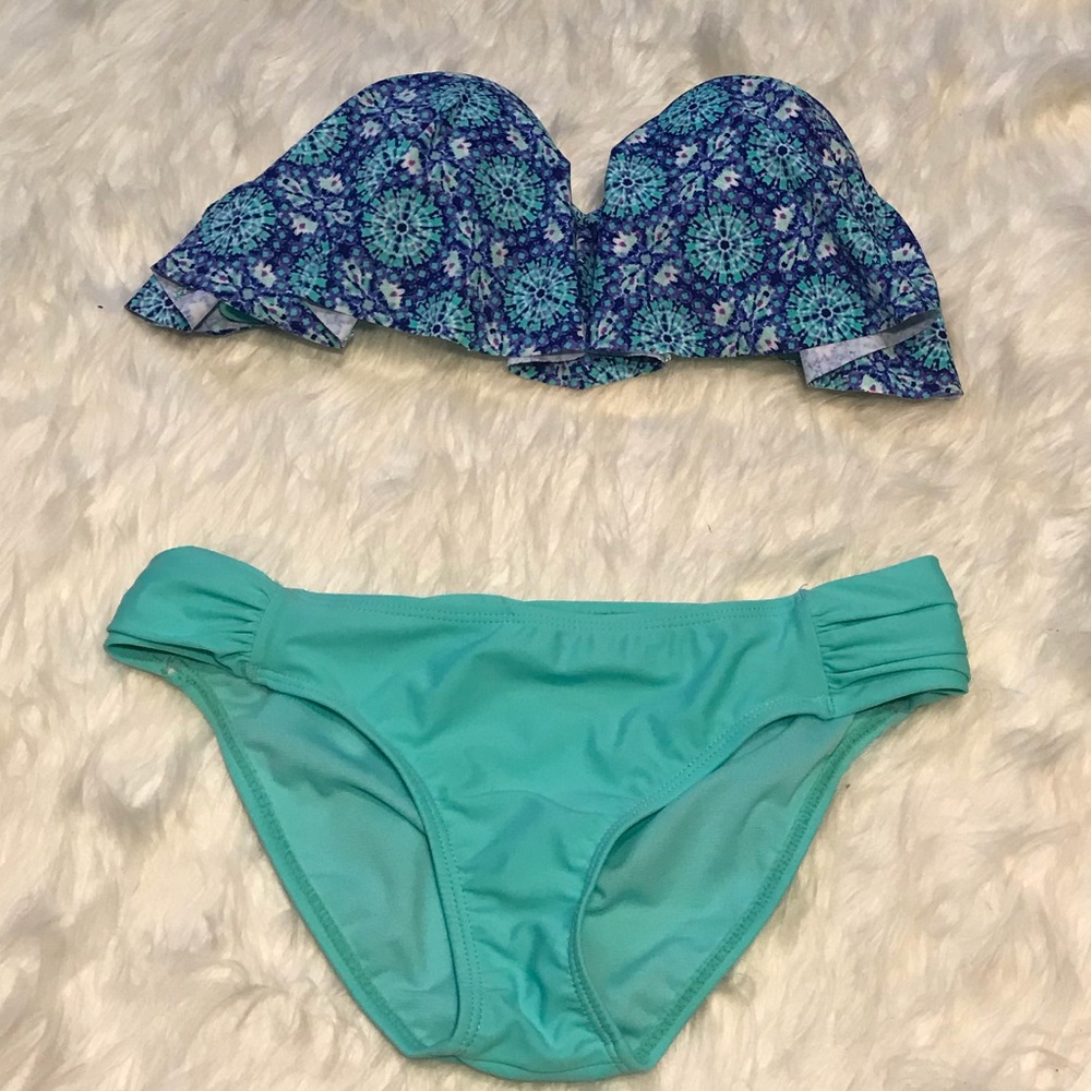 Arizona jeans Co tie dye 2 piece bathing suit